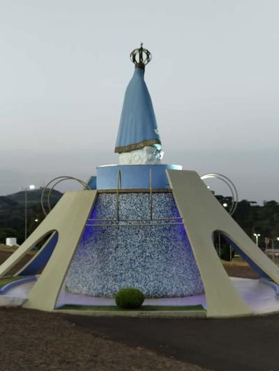 3º Dia da Novena reúne centenas de devotos no Santuário Nossa Senhora Aparecida Celebração foi presidida pelo Padre Aroldo Shinemann Filho e marcada por fé